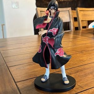 Itachi Uchiha anime figurine